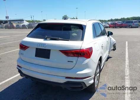 2023 Audi Q3 Premium 45 Tfsi S Line Quattro Tiptronic z USA, uszkodzony, nr VIN WA1DECF31P1032007